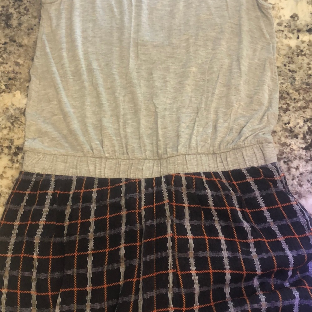 Comfy Jumpsuit-NEW - Picture 2 of 7